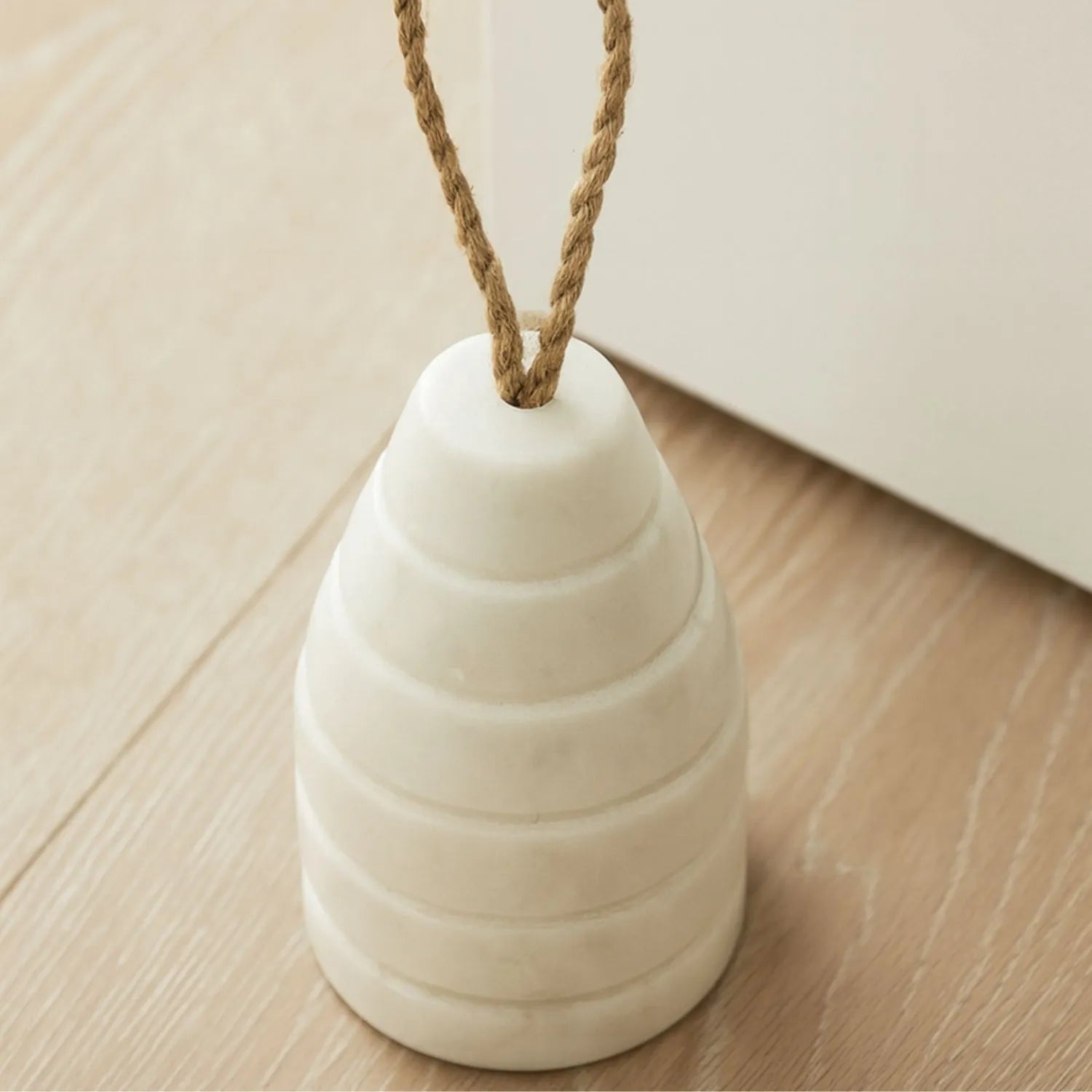 Ribbed Natural White Marble Door Stop with Jute Rope Handle & Unique Veining – Neutral Decorative Weighted Stone Doorstop 12x7x7cm | Click Style