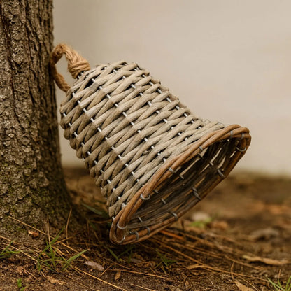 Rustic Brown Woven Wicker Christmas Bell Ornament with Hanging String – Medium-Sized Festive Decoration 15x8x8cm | Click Style