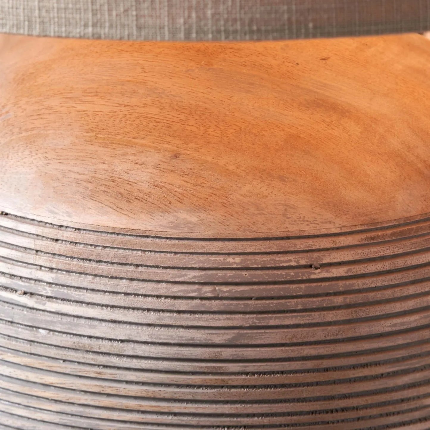 Rustic Grey-Washed Mango Wood Table Lamp with Grey Linen Drum Shade – Hand-Carved Dome Lamp Base 48x35x35cm - Click Style