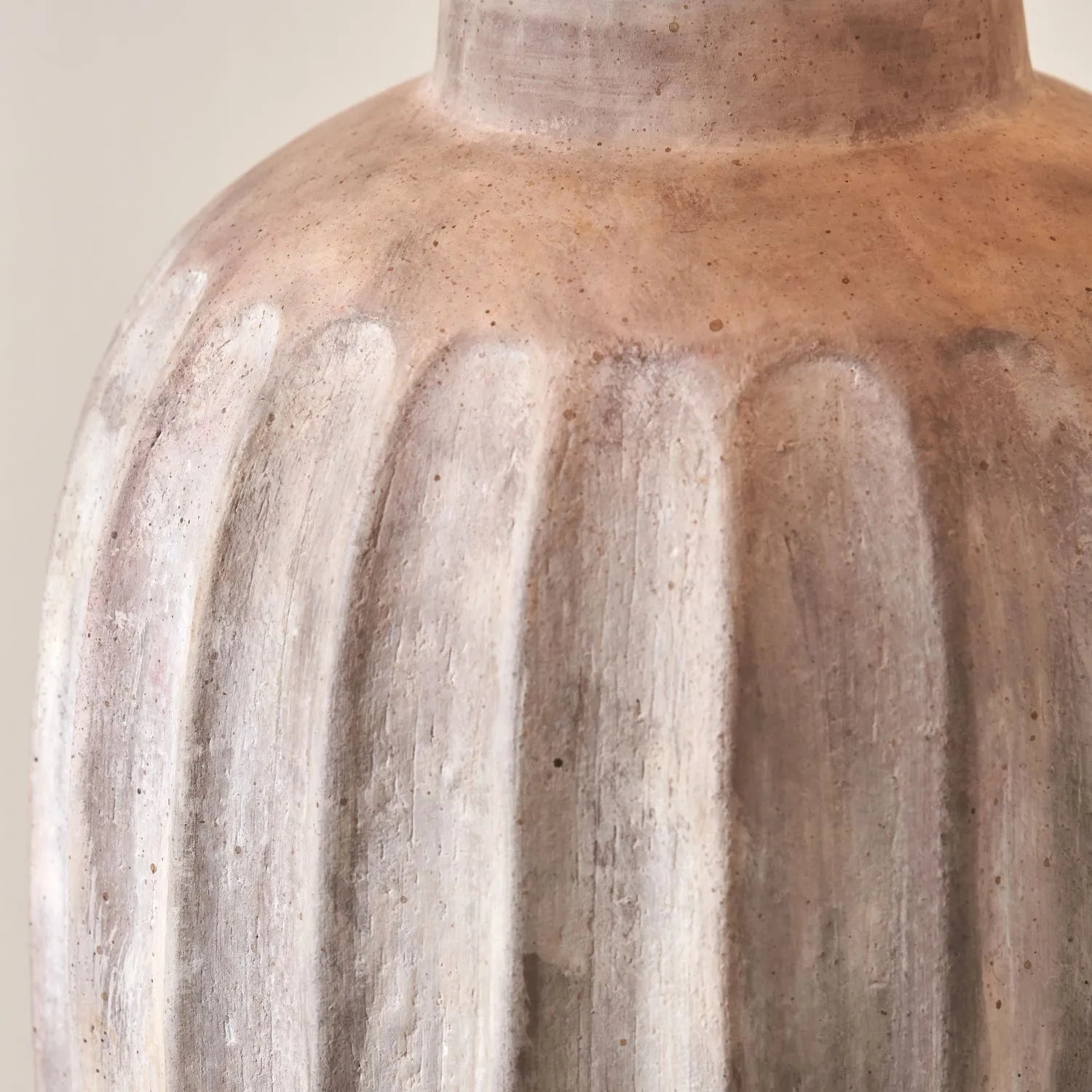 Rustic Neutral Grey & Beige-Washed Greige Stoneware Table Lamp with Vertical Grooved Detailing & 35cm Red & White Chevron Mushroom Pleated Tapered Cotton Shade – Handcrafted Ceramic Light 56x35x35cm | Click Style