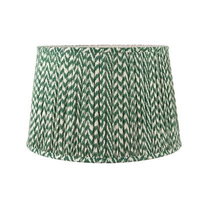 Rustic Neutral Grey & Beige-Washed Greige Stoneware Table Lamp with Vertical Grooved Detailing & 35cm Green & White Chevron Mushroom Pleated Tapered Cotton Shade – Handcrafted Ceramic Light 56x35x35cm | Click Style