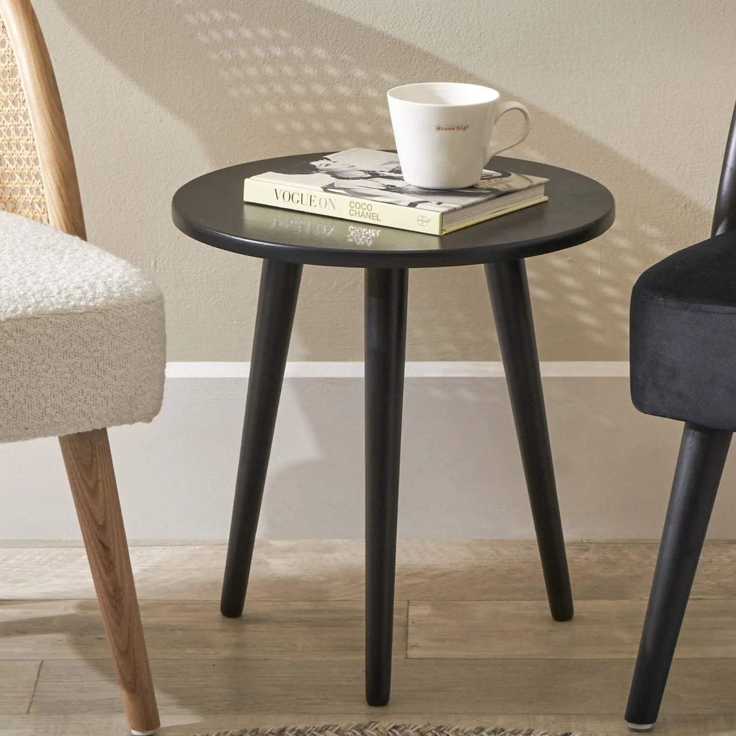 Satin Black Round Pine Wood Side Table with Tapered Tripod Legs – Wooden Occasional End Table for Living Rooms & Bedrooms 42x40x40cm – Modern Scandinavian Style Black Wood Side Table for Sofas, Armchairs, Bedside Use & Reading Corners | Click Style