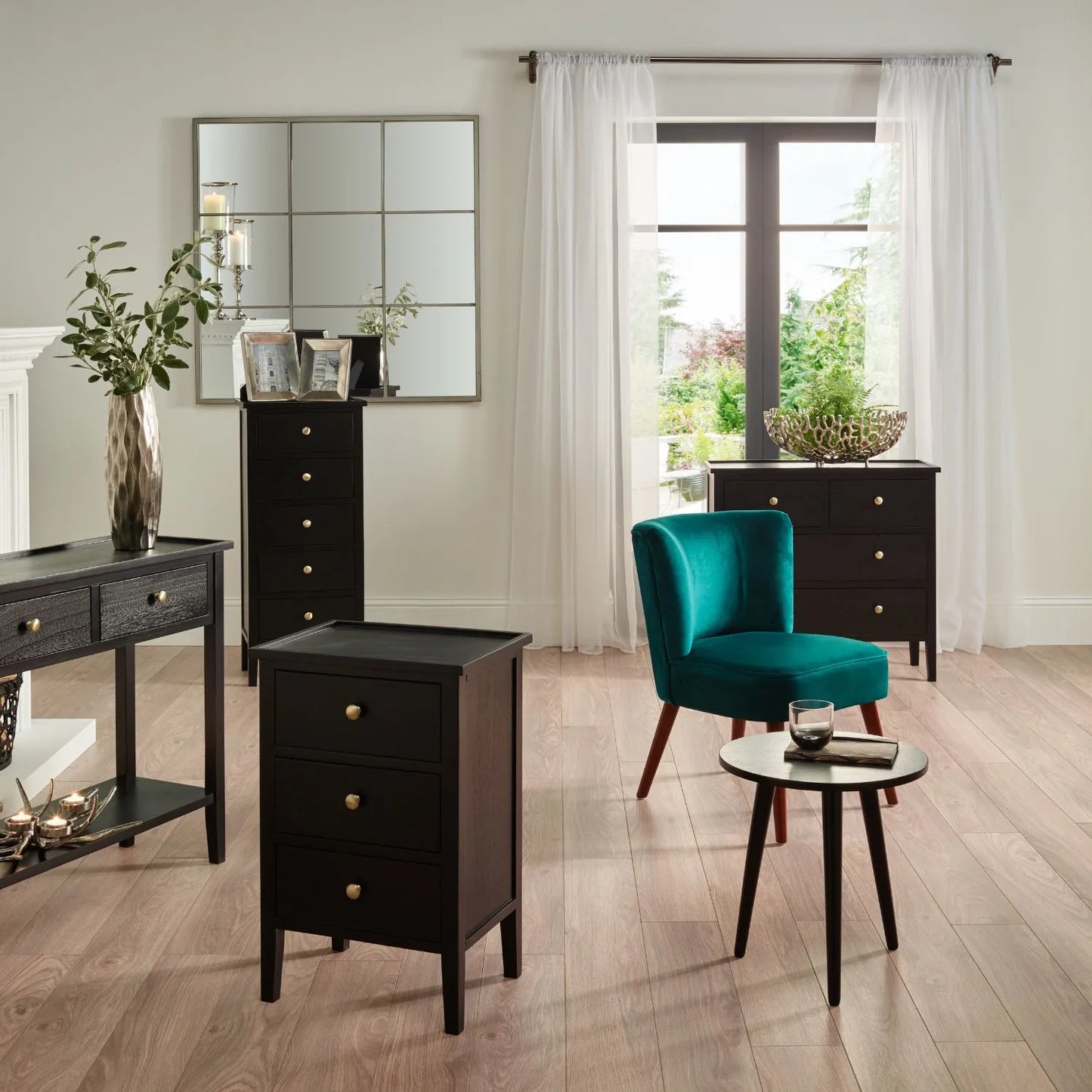 Satin Black Round Pine Wood Side Table with Tapered Tripod Legs – Wooden Occasional End Table for Living Rooms & Bedrooms 42x40x40cm – Modern Scandinavian Style Black Wood Side Table for Sofas, Armchairs, Bedside Use & Reading Corners | Click Style