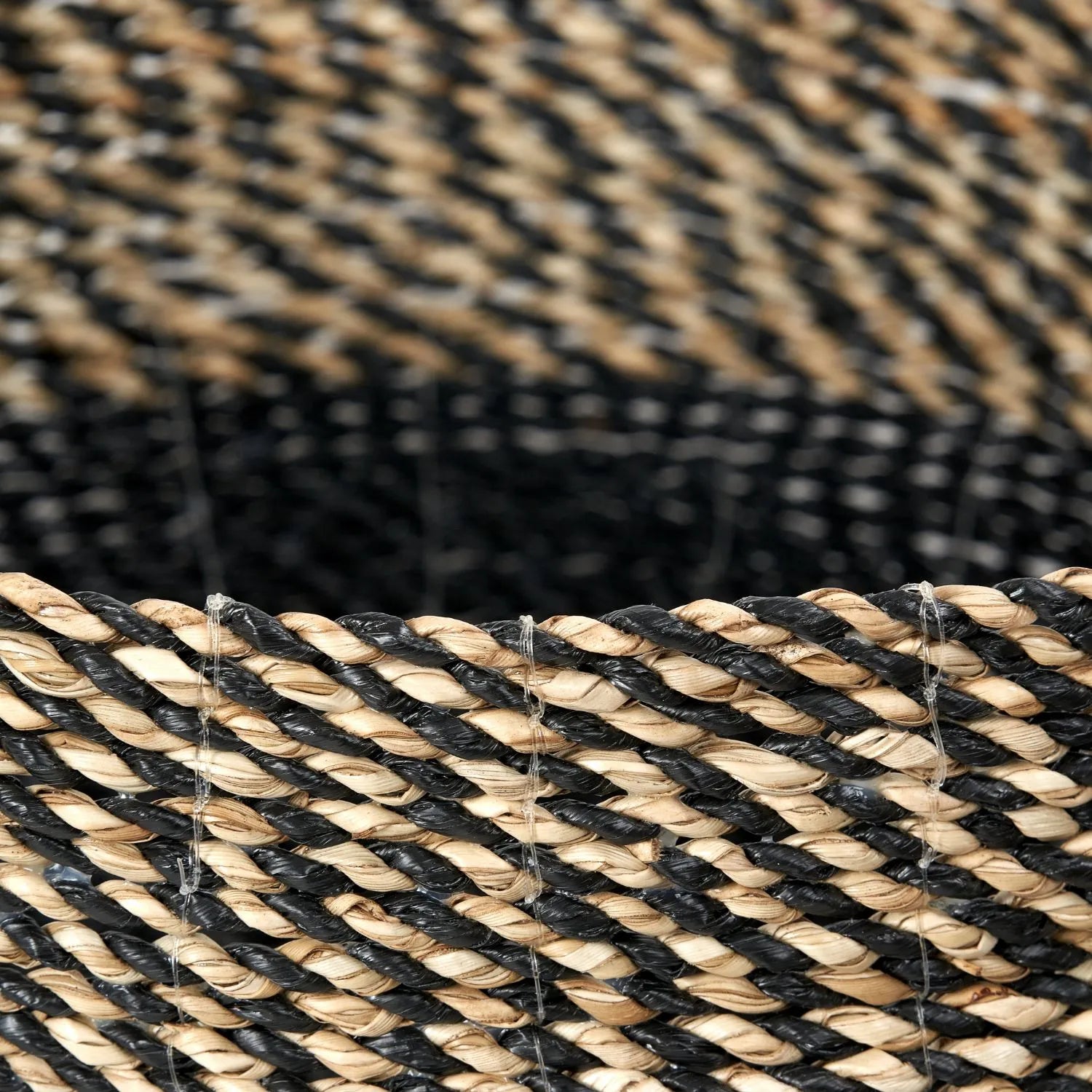 Set of 2 Round Natural & Black Seagrass Baskets – Two Tone Woven Storage for Stylish Home Organisation 20x38x38cm - Click Style