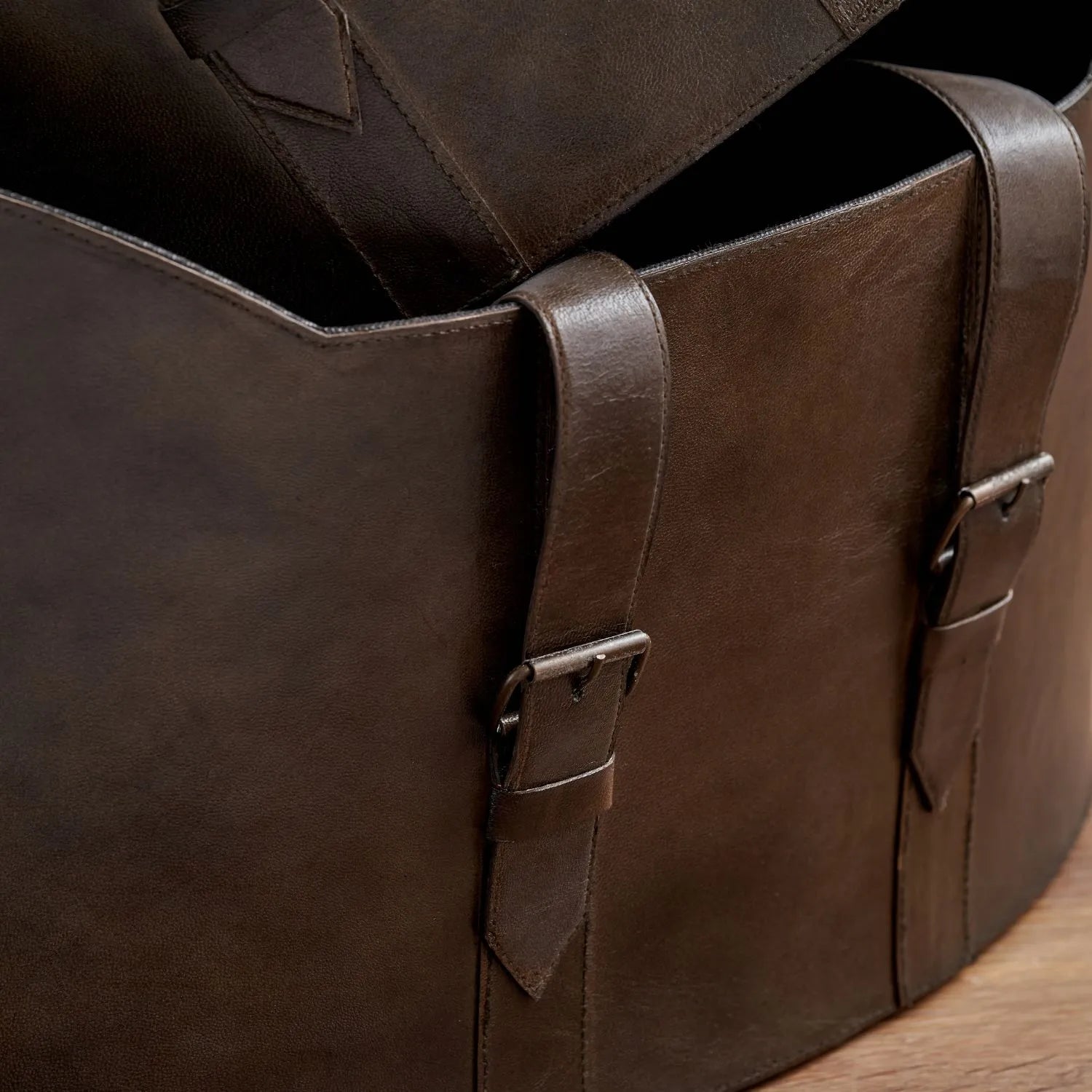 Set of Two Dark Brown Leather Handled Storage Baskets with Satchel Buckle Detail – Sculptural Storage Bins with Carry Handles 34x50x40cm | Click Style