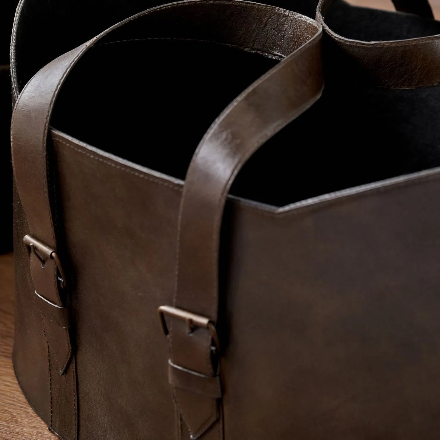 Set of Two Dark Brown Leather Handled Storage Baskets with Satchel Buckle Detail – Sculptural Storage Bins with Carry Handles 34x50x40cm | Click Style