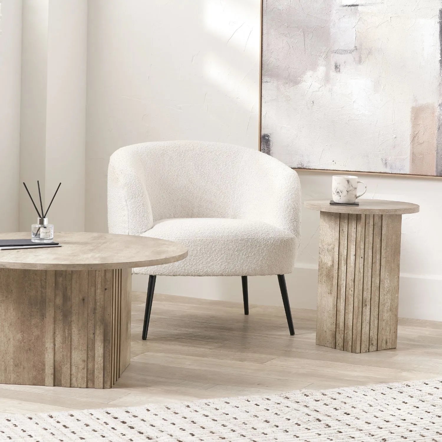 Stone Concrete Effect Round Pedestal Side Table with Vertical Grooved Base – Modern Beige & Grey Stone Effect Accent or Occasional Table with Textured Round Top for Living Rooms, Bedrooms & Contemporary Interiors 50x40x40cm | Click Style