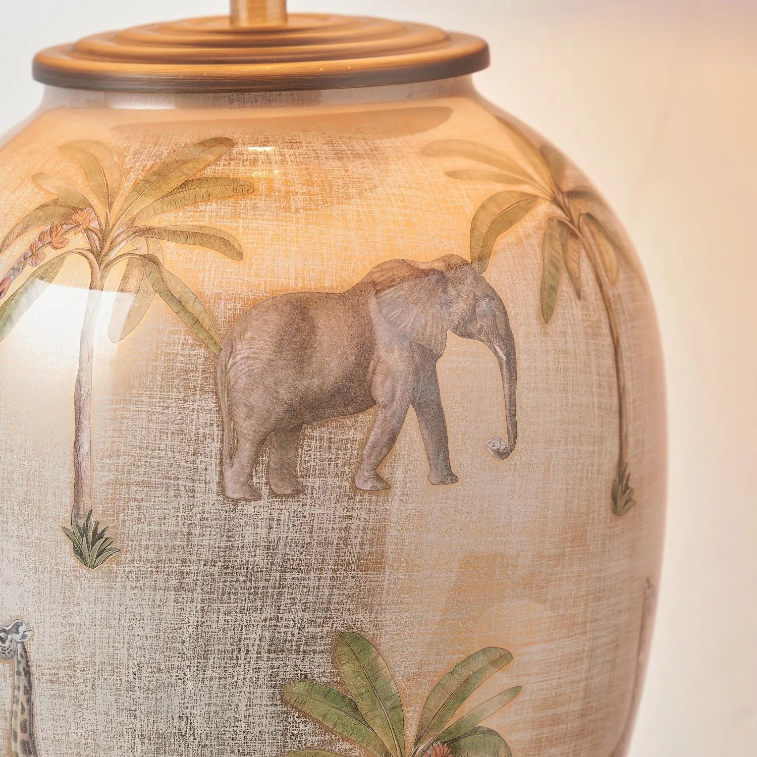 Jenny Worrall Tall African Elephants Giraffes & Leopards Safari Cream Champagne & Gold Glass Table Lamp with 40cm Natural Linen Tapered Shade – Handcrafted Tall Urn-Shaped Statement Lighting 69x40x40cm | Click Style