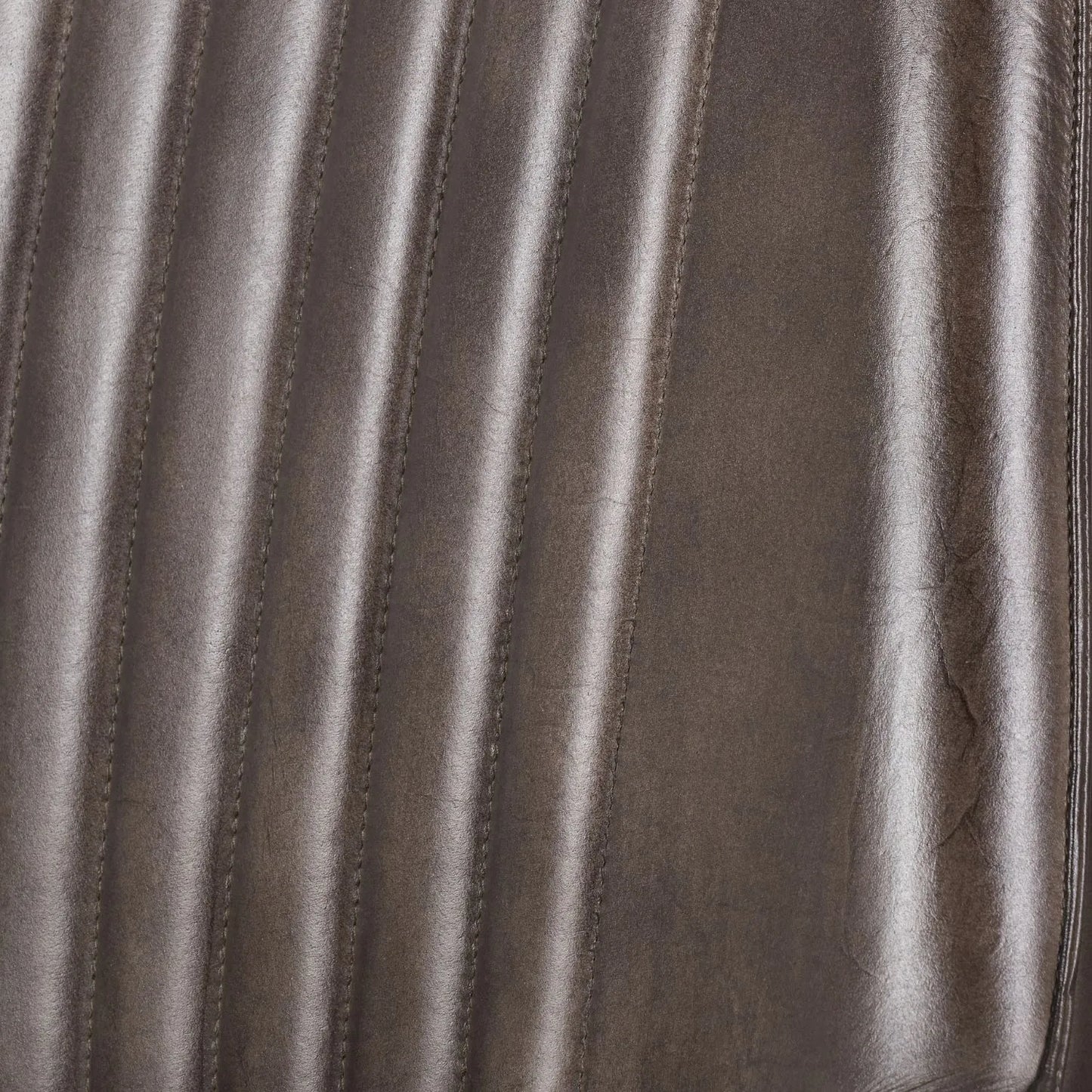 Vintage Dark Brown Genuine Leather Bar Stool With Plain Back And Black Metal Legs At Kitchen Island – Channel-Stitched Seat Retro Bar Stool | Click Style