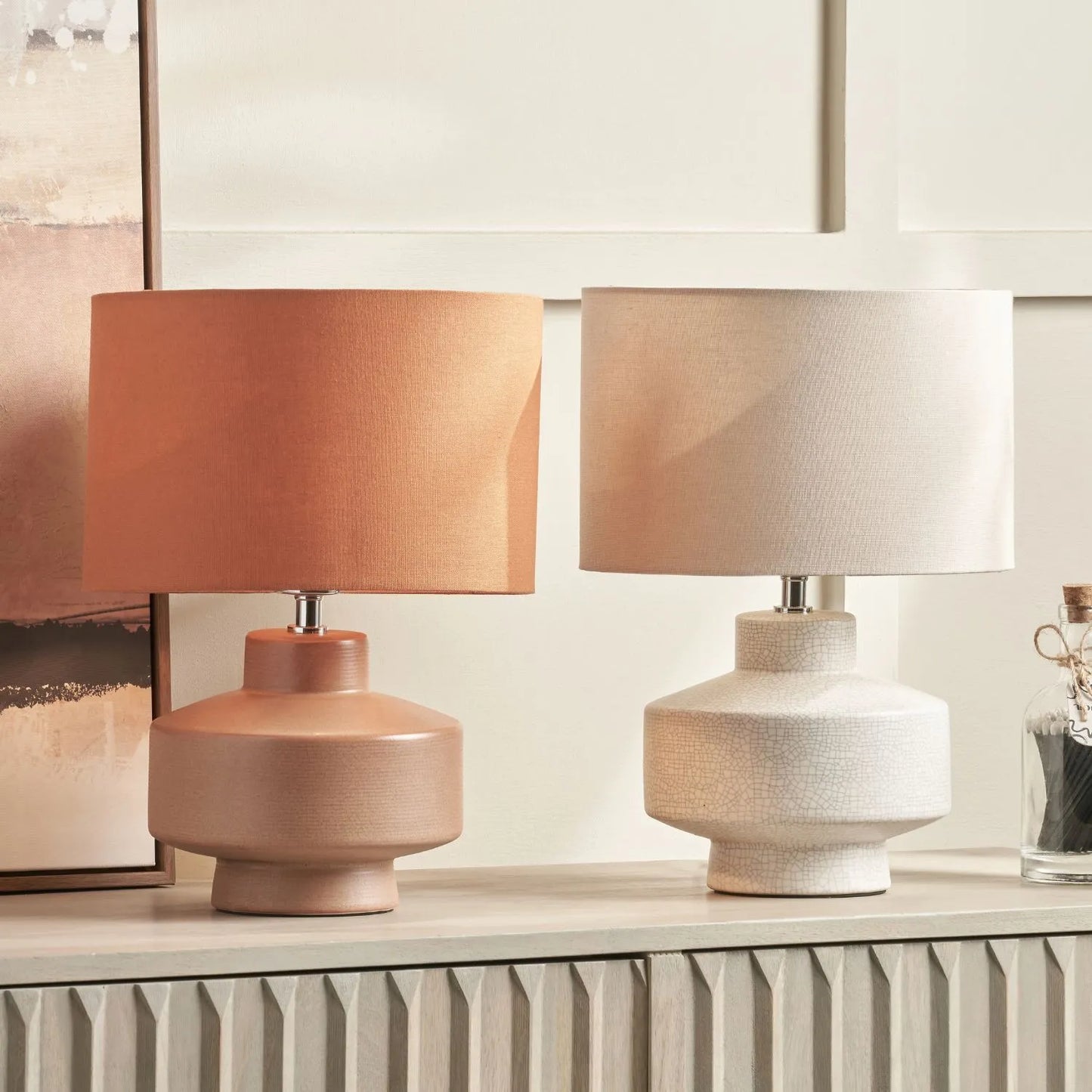 Warm Cinnamon Crackle-Effect Ceramic Table Lamp with Linen Drum Shade – Sculptural Earthy Stoneware Table Light 38x28x28cm | Click Style