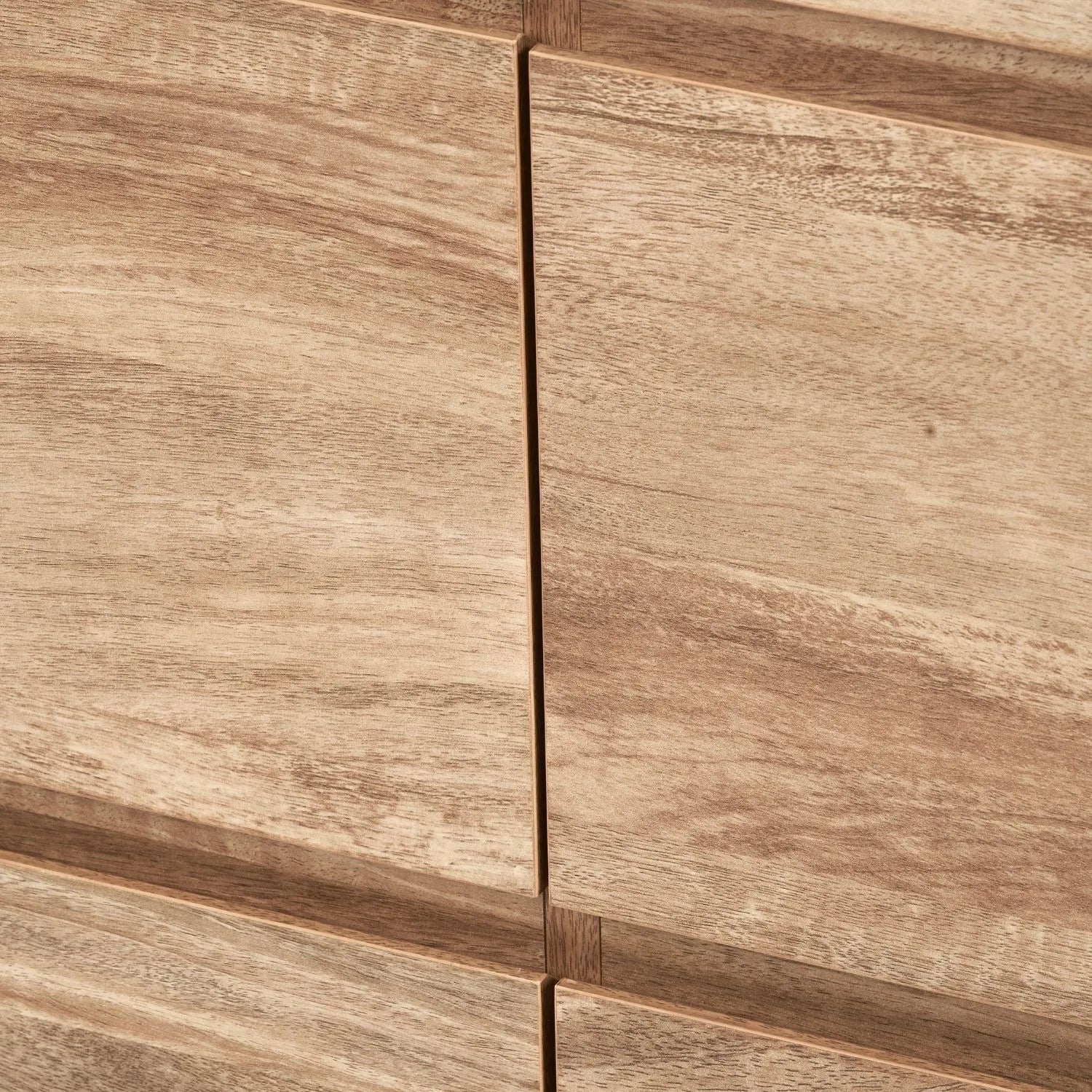 Warm Natural Oak Effect Handleless 6 Drawer Chest of Drawers close-up of closed handleless drawer fronts | Click Style