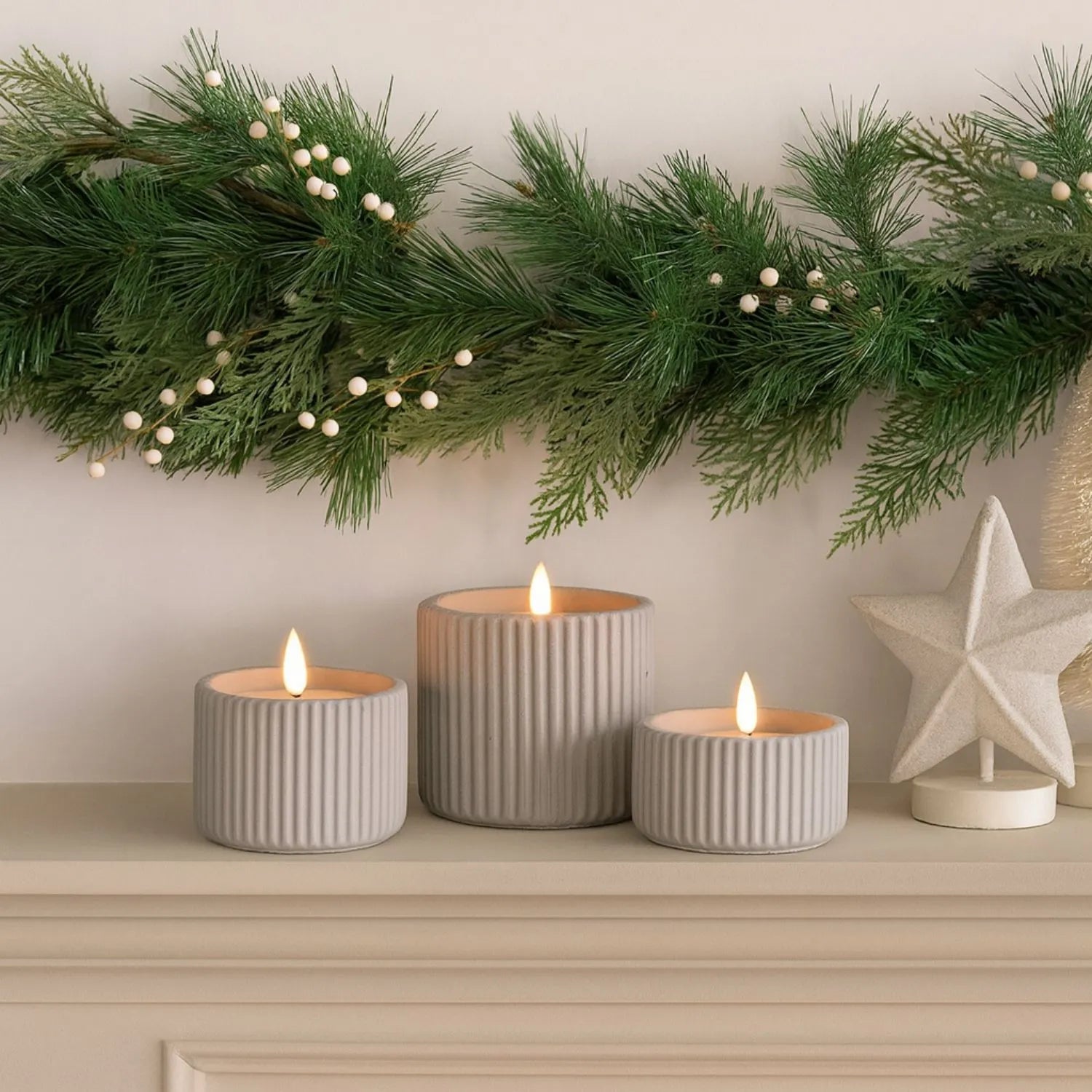 White Real Wax LED Candle in Light Grey Ribbed Concrete Pot with Realistic Flickering Flame – Battery Operated Flameless Decorative Light 8x8x8cm | Click Style