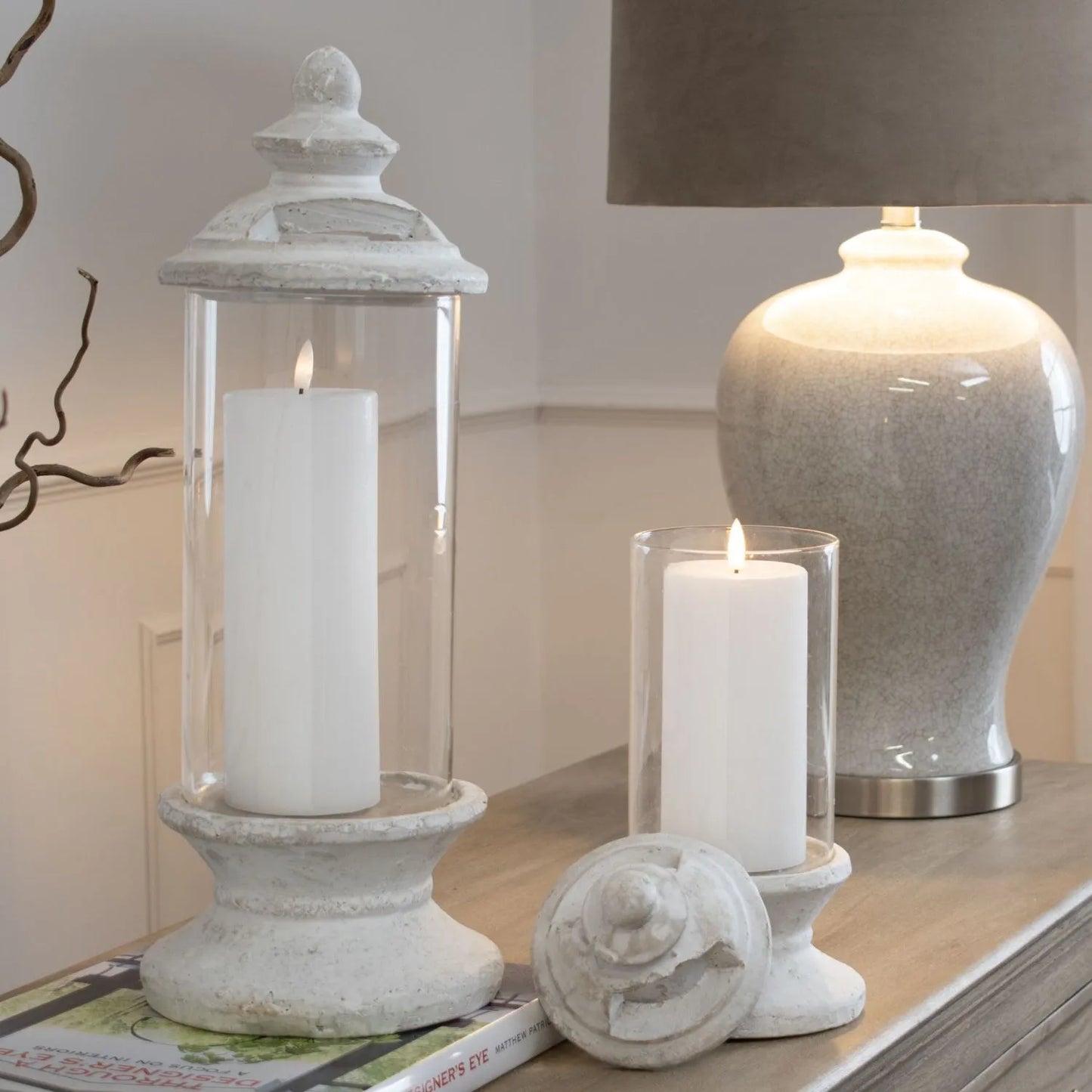 White Stone Hurricane Candle Holder with Lid – Decorative Glass Lantern for Pillar Candles 33x14cm - Click Style