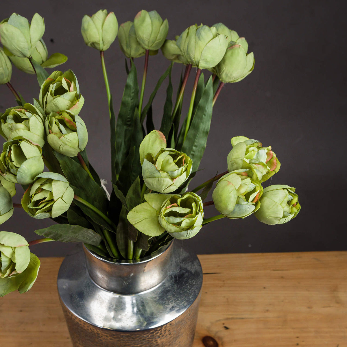 Artificial Green Tulip Stem – Click Style