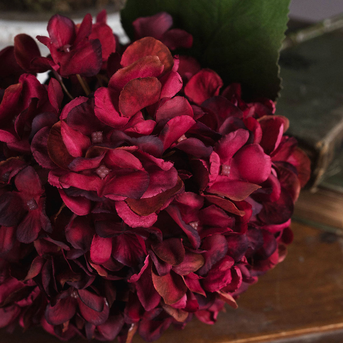 Artificial Ruby Red Hydrangea Stem – Click Style