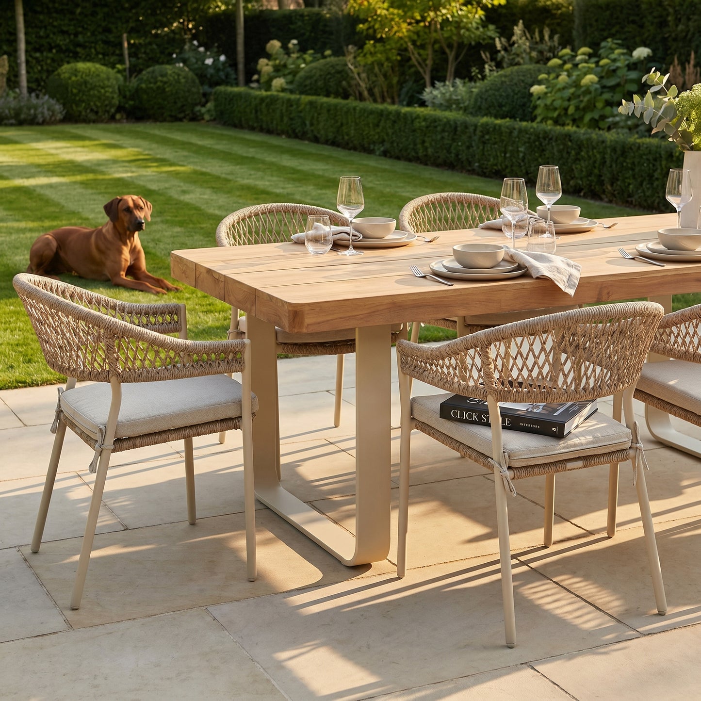 Natural & Light Beige 6 Seater Outdoor Garden Dining Set with Square Tie-On Cushions – Large Rectangular Thick-Top Acacia Wood Table & 6 Curved Back Rope Weave Dining Chairs, Light Beige Powder-Coated Aluminium Frame, Light Linen Season-Proof Cushions with Secure Ties, Weather-Resistant Luxury Patio Furniture Set for UK Gardens, Patios, Decking & Terraces | Click Style