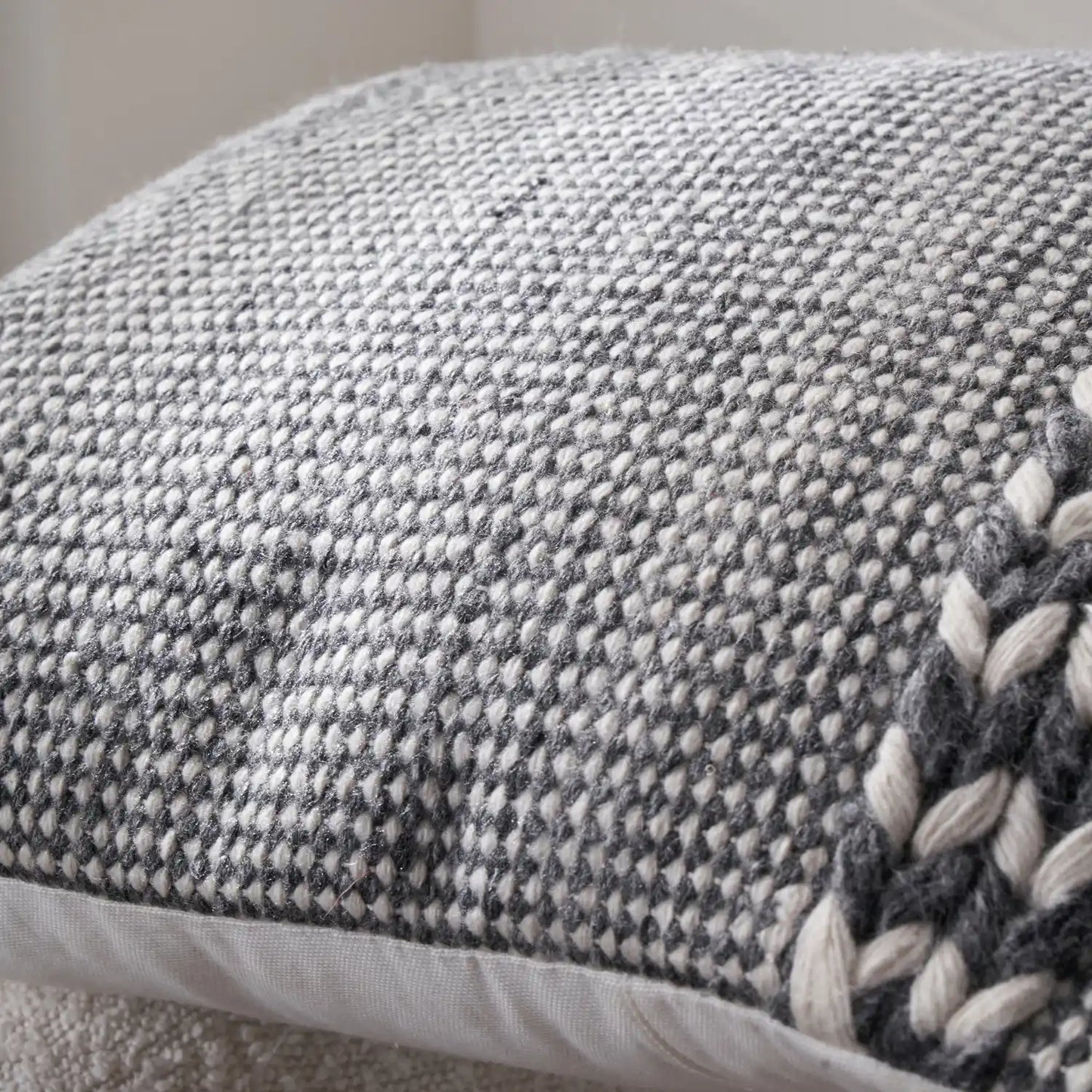 Grey & White Braided Outdoor Scatter Cushion 45x45cm – Click Style