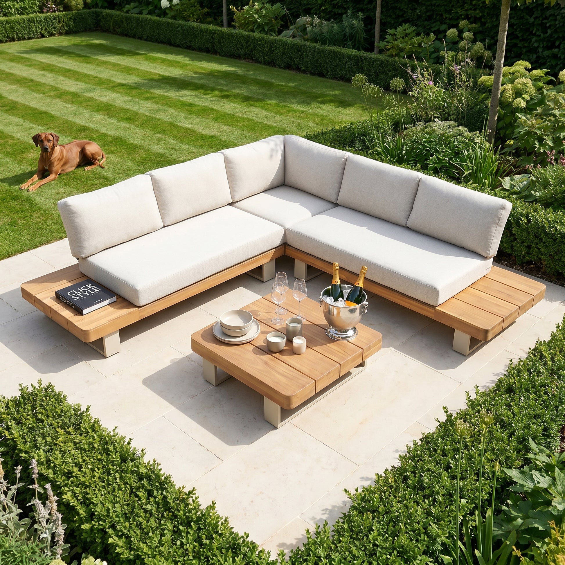 Natural & Light Beige 6-Seater Outdoor Garden Corner Sofa Set with Cushions – Acacia Wood Platform Lounge Set with Light Beige Powder-Coated Aluminium Frame, Coffee Table & Integrated Platform Side Tables 280x280cm, Deep Season-Proof Linen-Look Cushions & Weather-Resistant Outdoor Lounge Furniture for UK Gardens, Patios & Terraces | Click Style