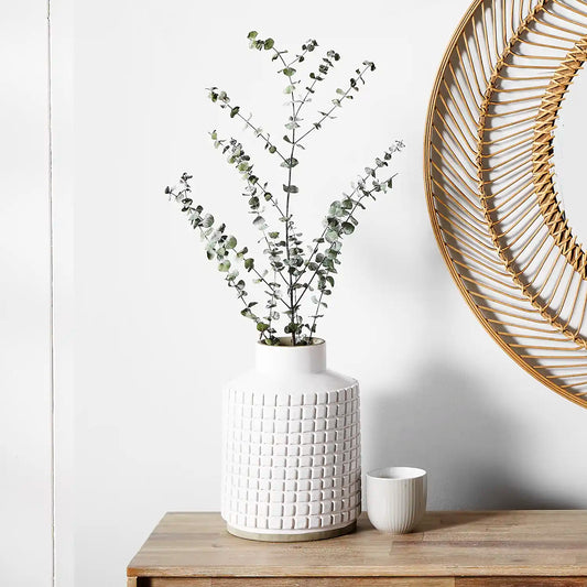 Modern White Textured Squares Ceramic Vase – Click Style