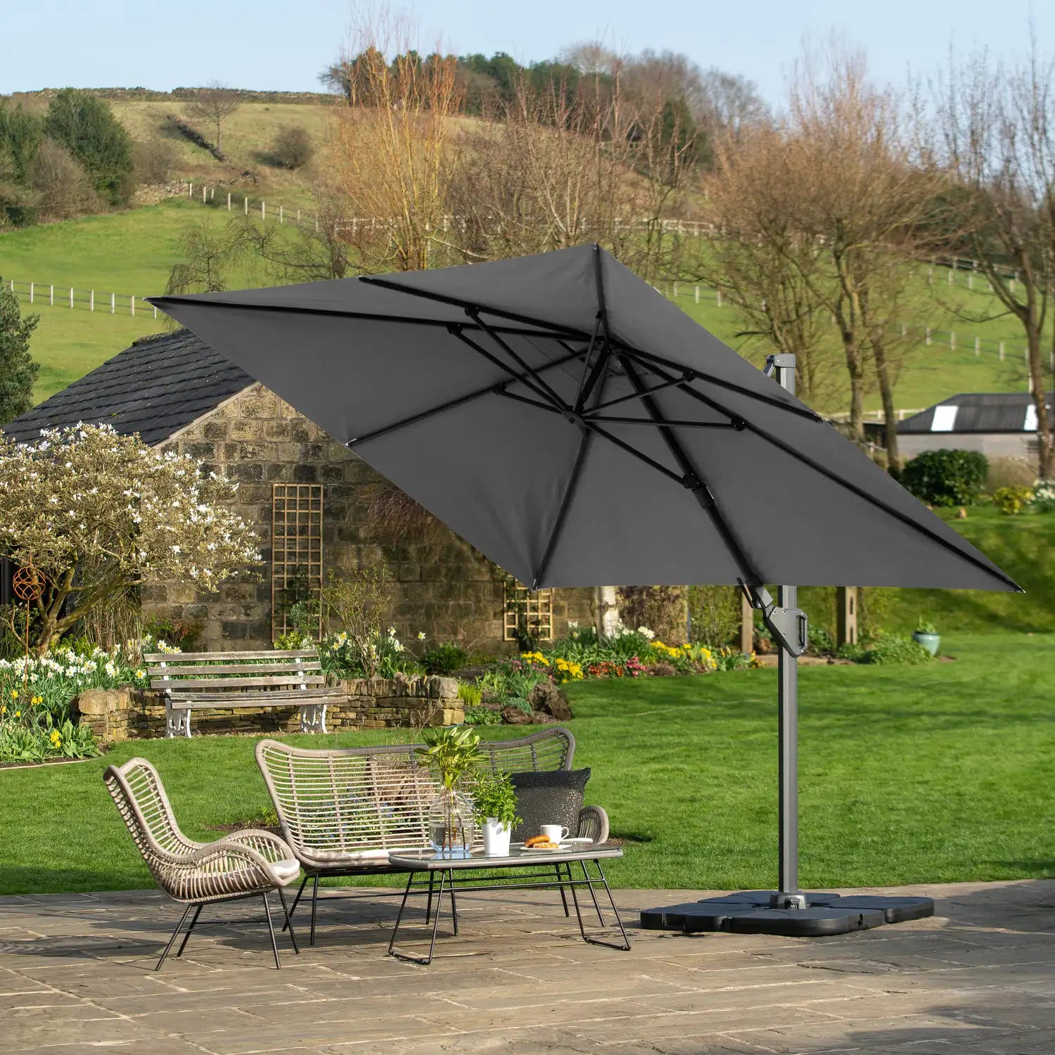 Platinum Challenger T2 3.5x2.6m Oblong Cantilever Parasol in Luna Grey – Click Style