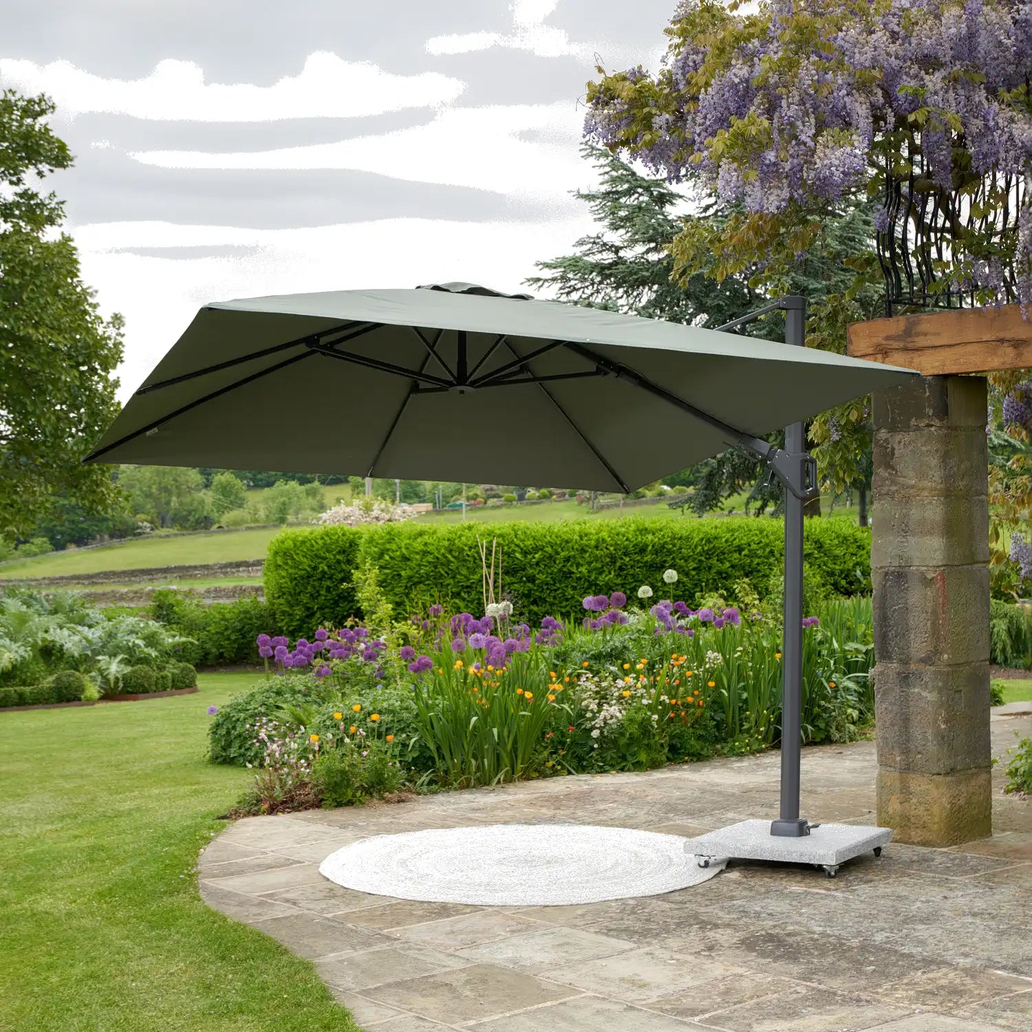 Platinum Challenger T2 3m Square Cantilever Parasol in Olive Green – Click Style