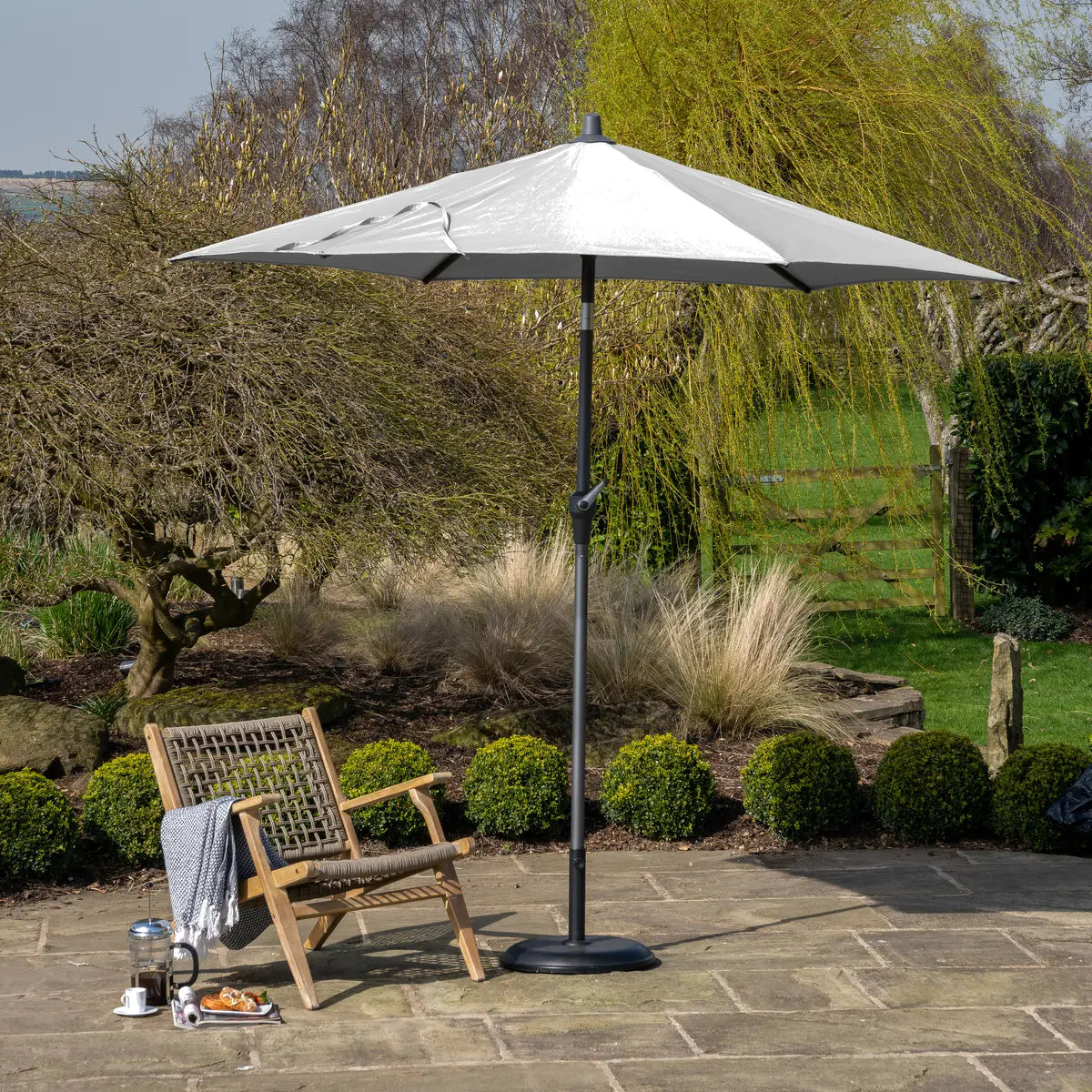 Platinum Riva 3m Round Centre Pole Parasol in Light Grey – Click Style