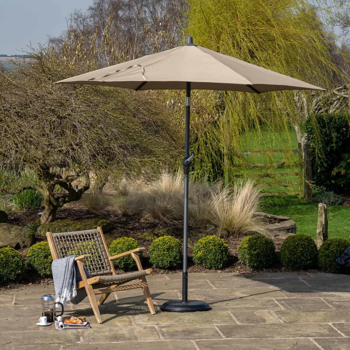 Platinum Riva 3m Round Centre Pole Parasol in Taupe – Click Style