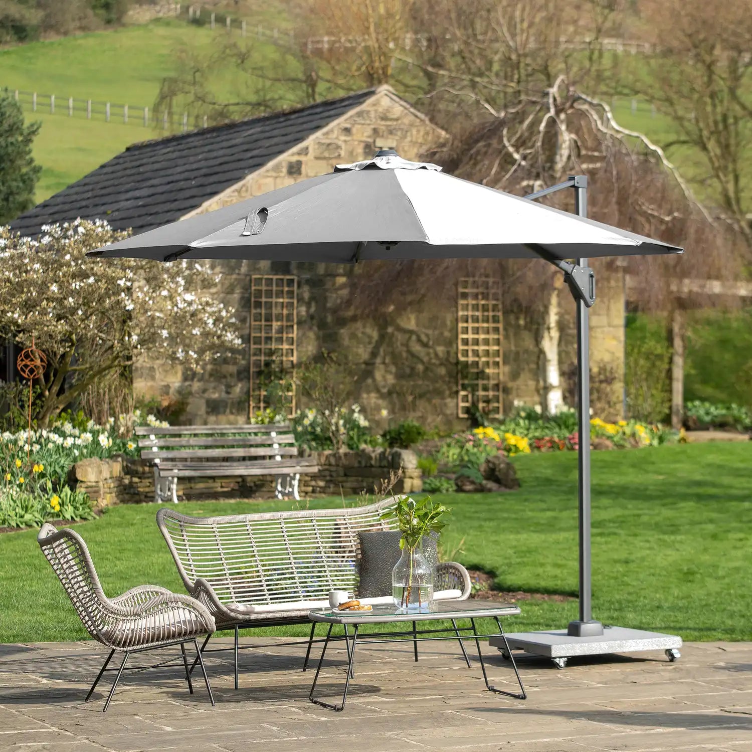 Platinum Voyager T1 3m Round Cantilever Parasol in Luna Grey – Click Style