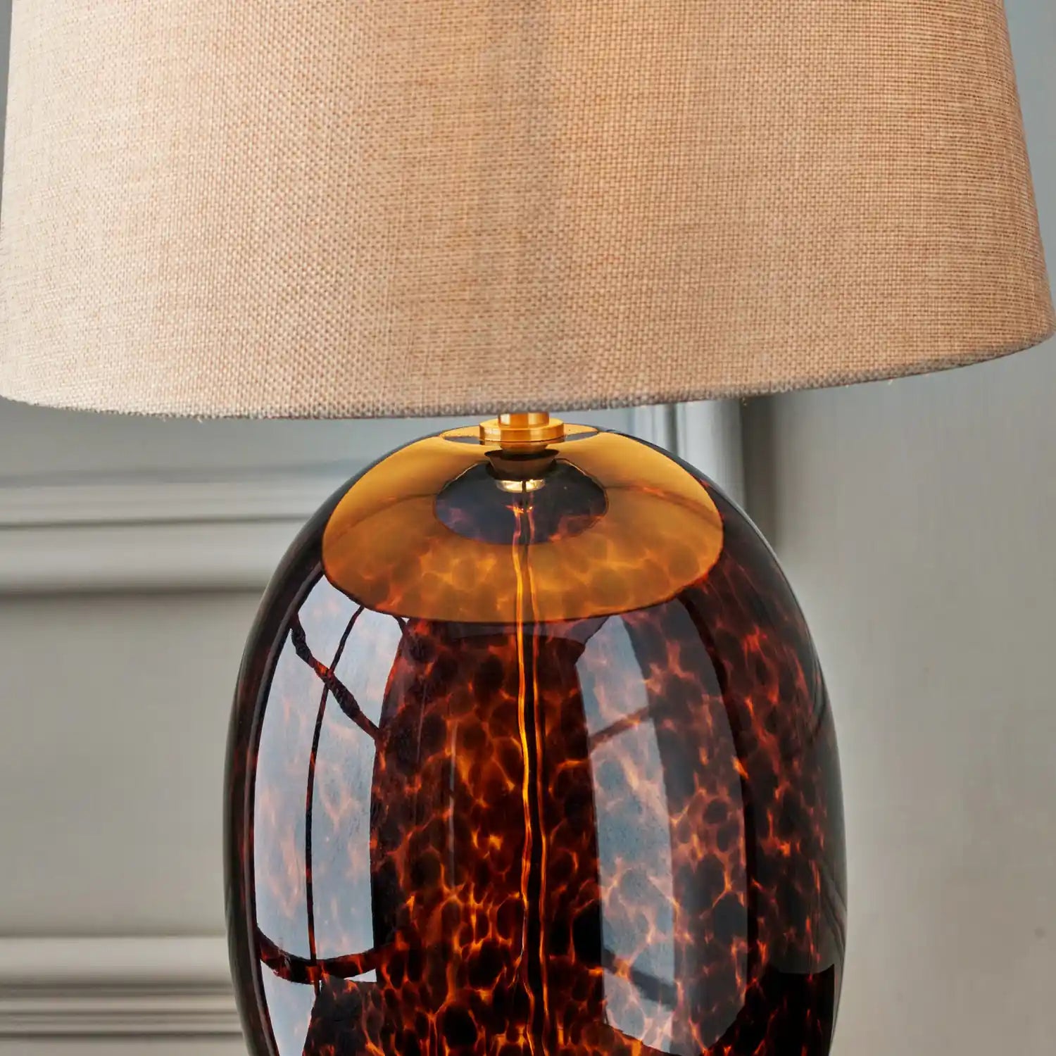 Tall Amber & Brown Tortoiseshell Glass Table Lamp with Natural Linen Shade 52x33x33cm – Click Style